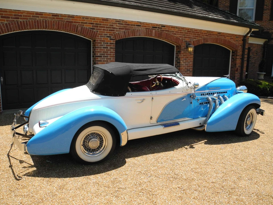 Auburn Speedster - Image 24 of 31