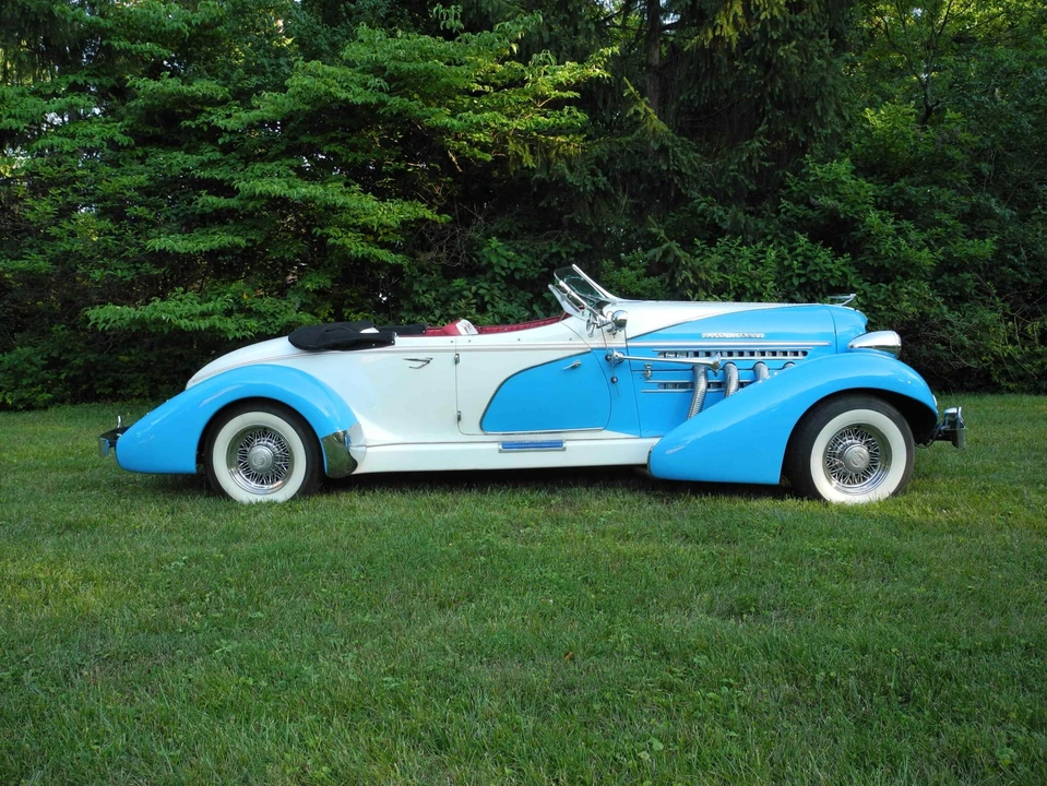 Auburn Speedster - Image 9 of 31