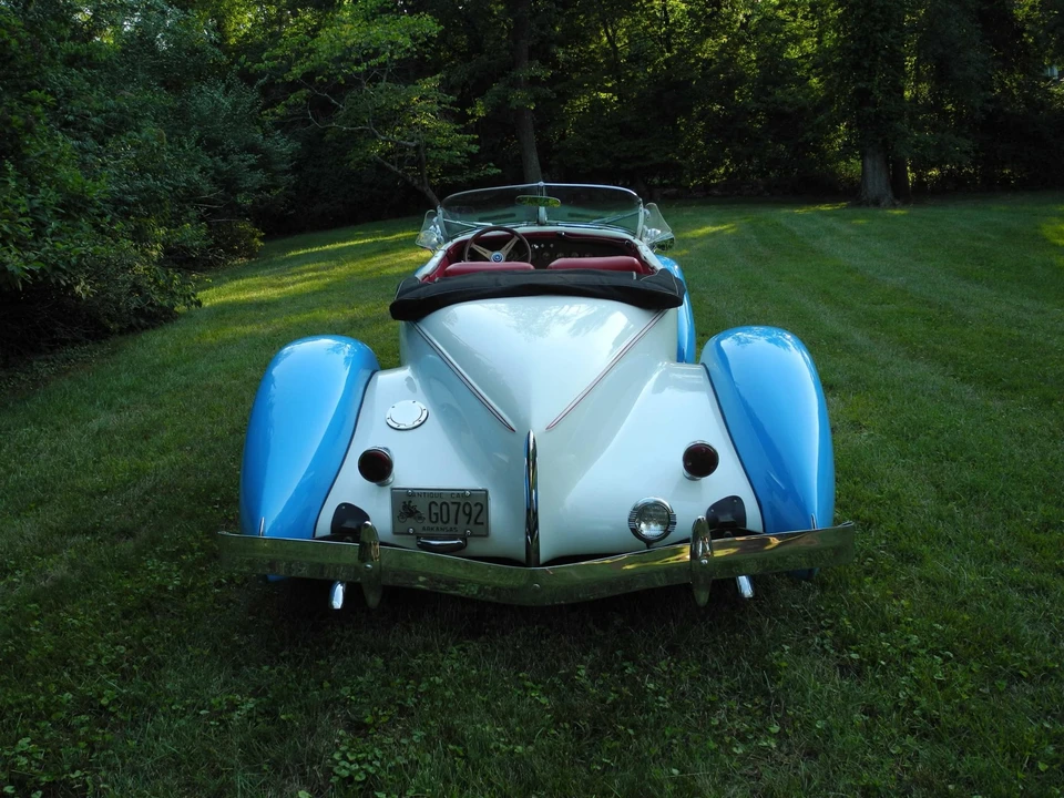 Auburn Speedster - Image 14 of 31