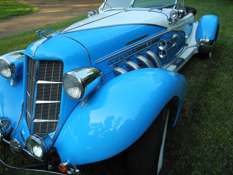 Auburn Speedster - Image 28 of 31