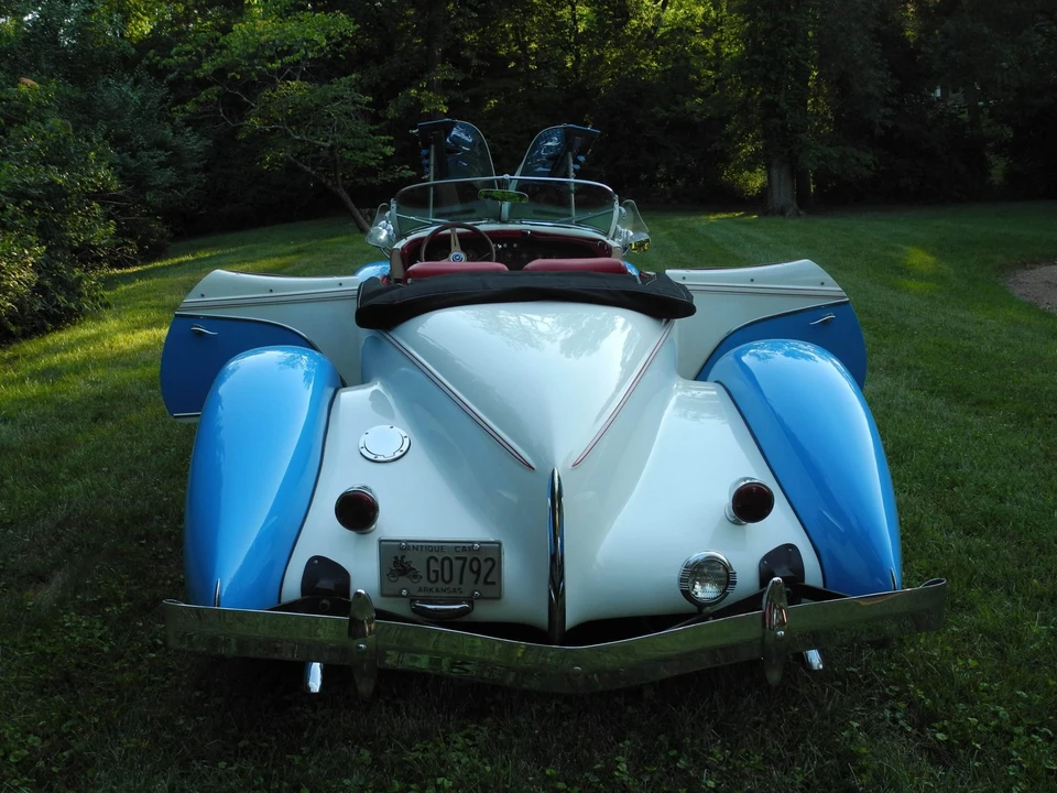 Auburn Speedster - Image 15 of 31