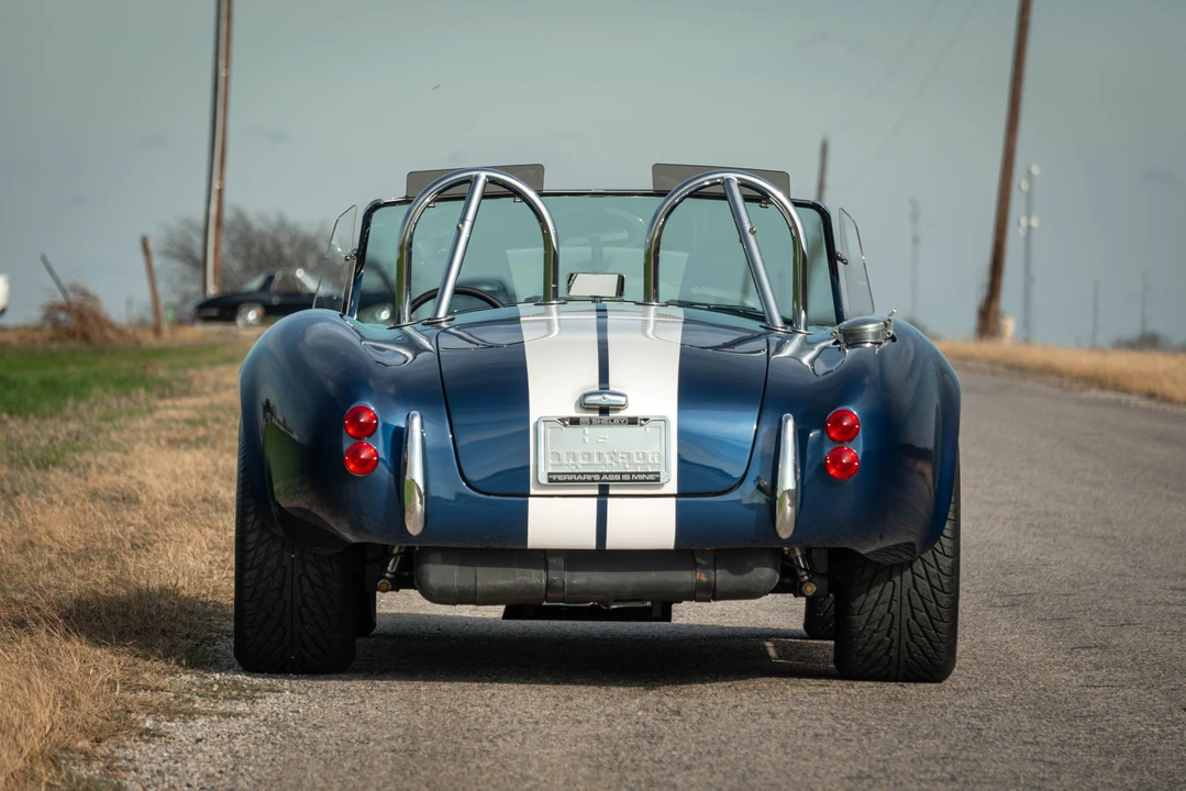 Shelby Cobra Replica - Image 15 of 31