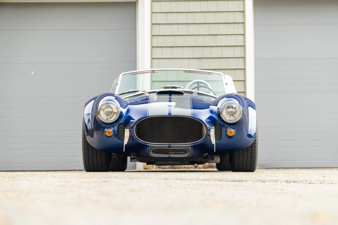 Shelby Cobra Replica - Image 25 of 31