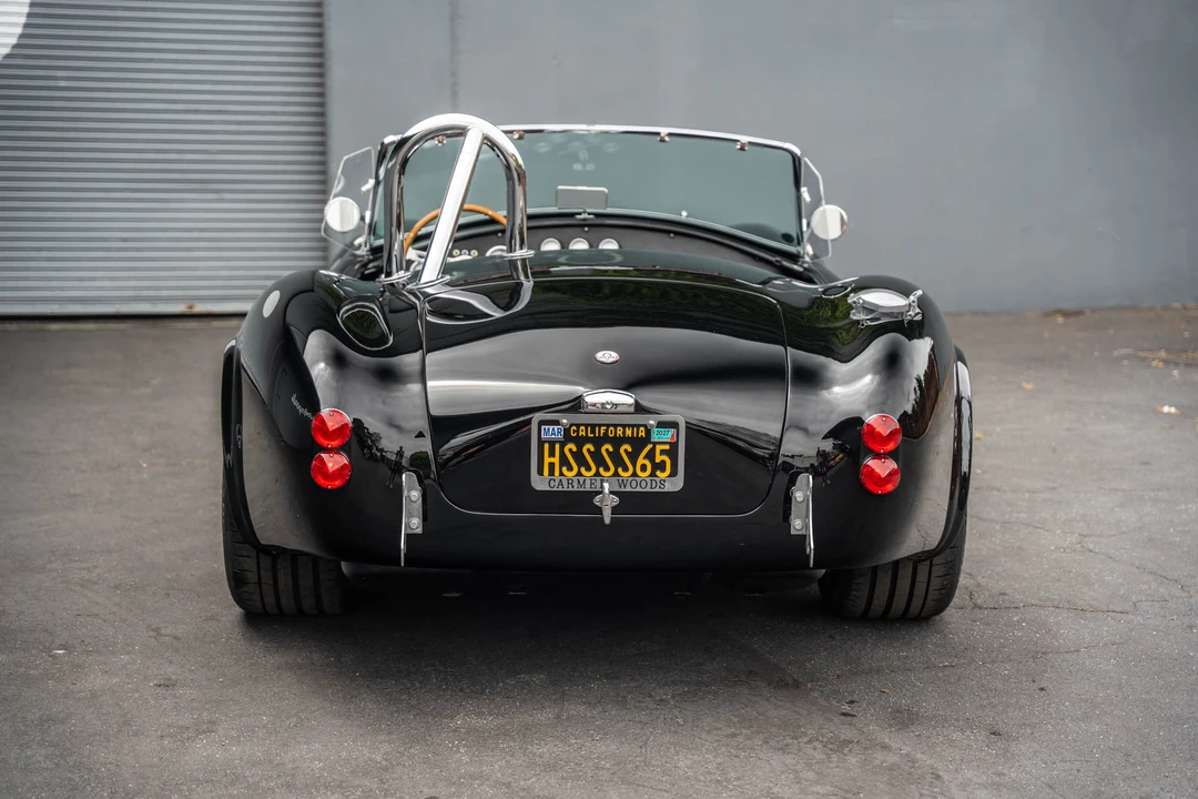Shelby Cobra Replica - Image 17 of 31