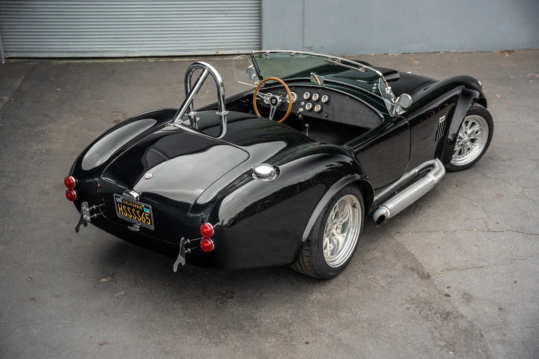 Shelby Cobra Replica - Image 20 of 31