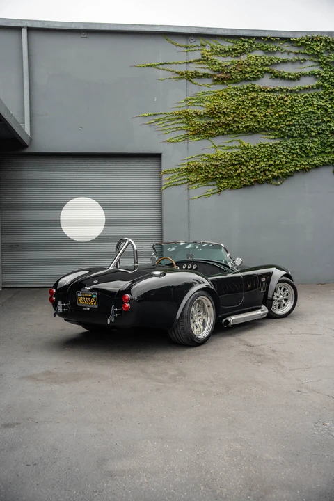 Shelby Cobra Replica - Image 23 of 31