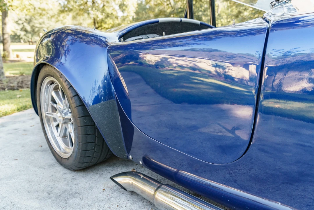 Shelby Cobra Replica - Image 28 of 31