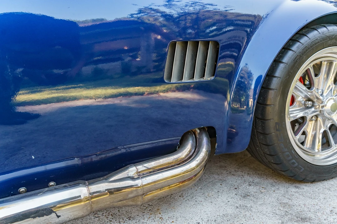 Shelby Cobra Replica - Image 30 of 31