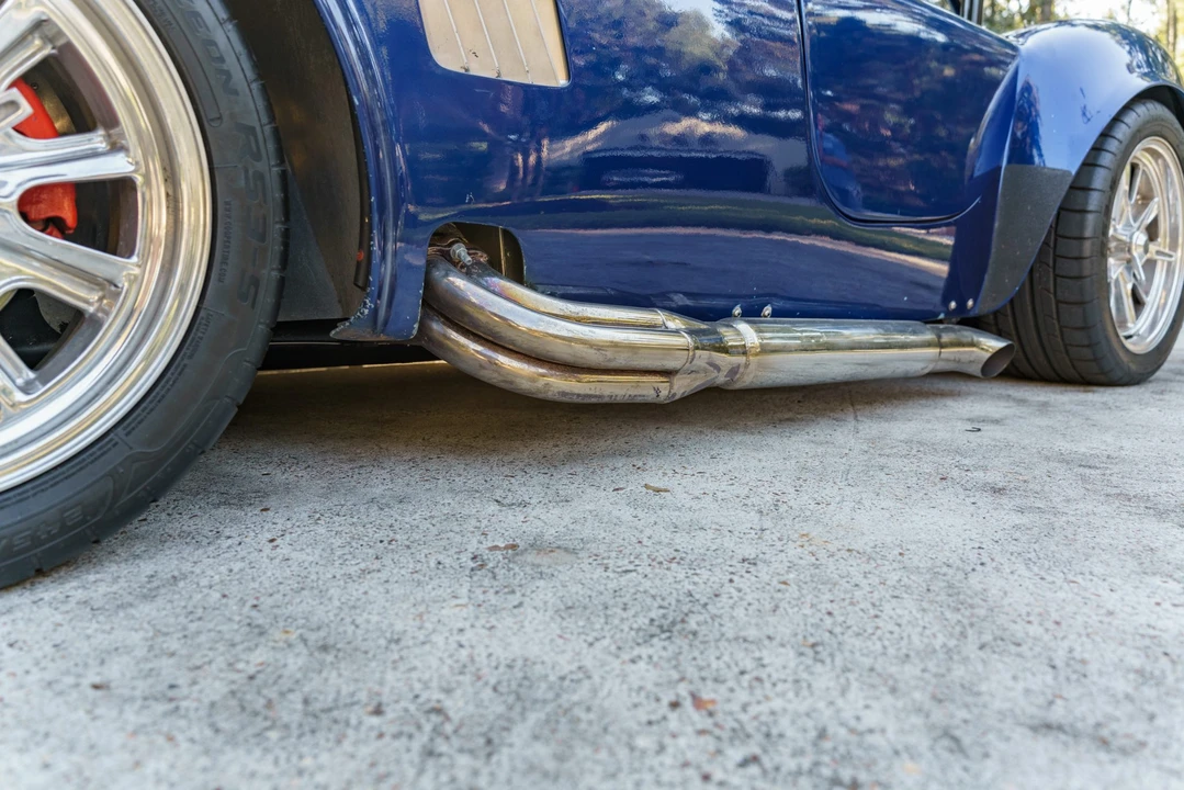 Shelby Cobra Replica - Image 19 of 31