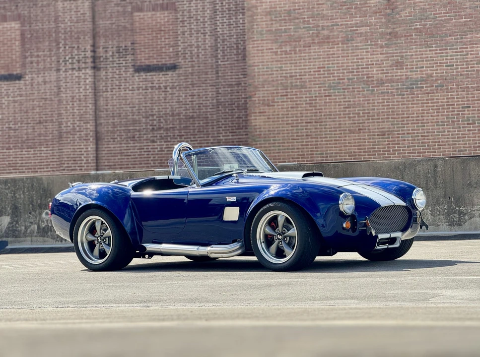 Shelby Cobra Replica - Image 22 of 31