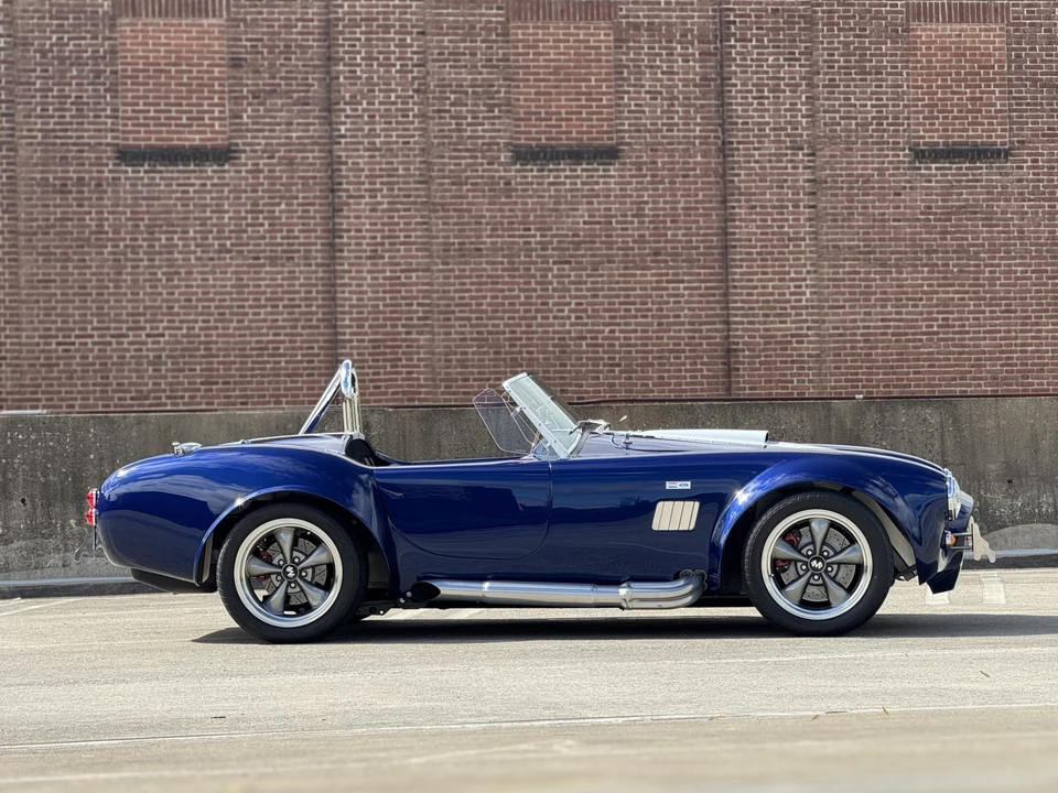 Shelby Cobra Replica - Image 23 of 31