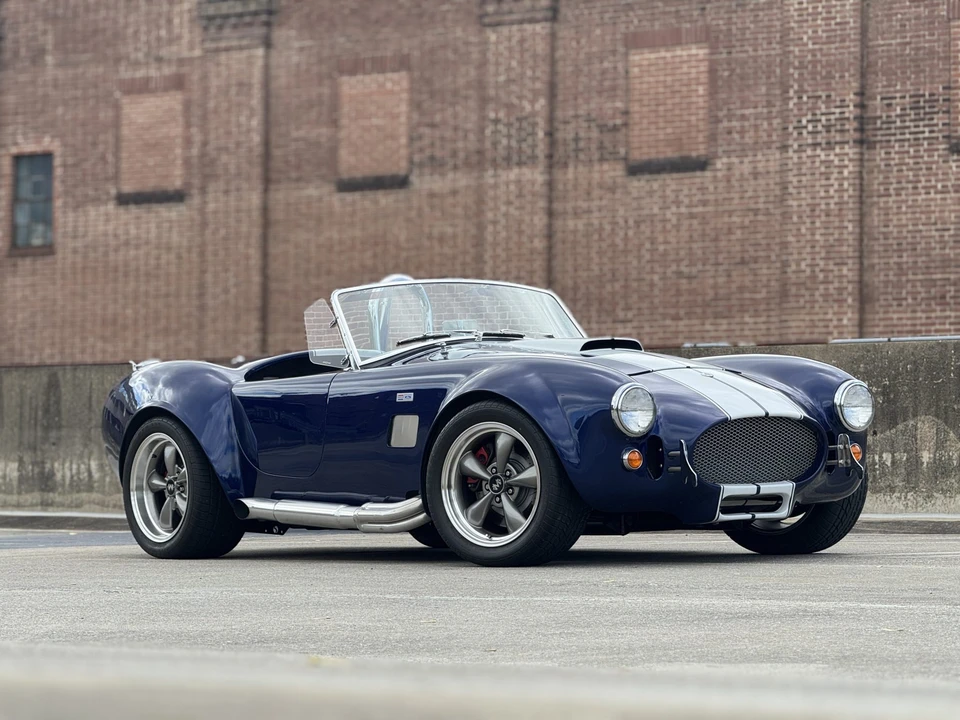 Shelby Cobra Replica - Image 21 of 31