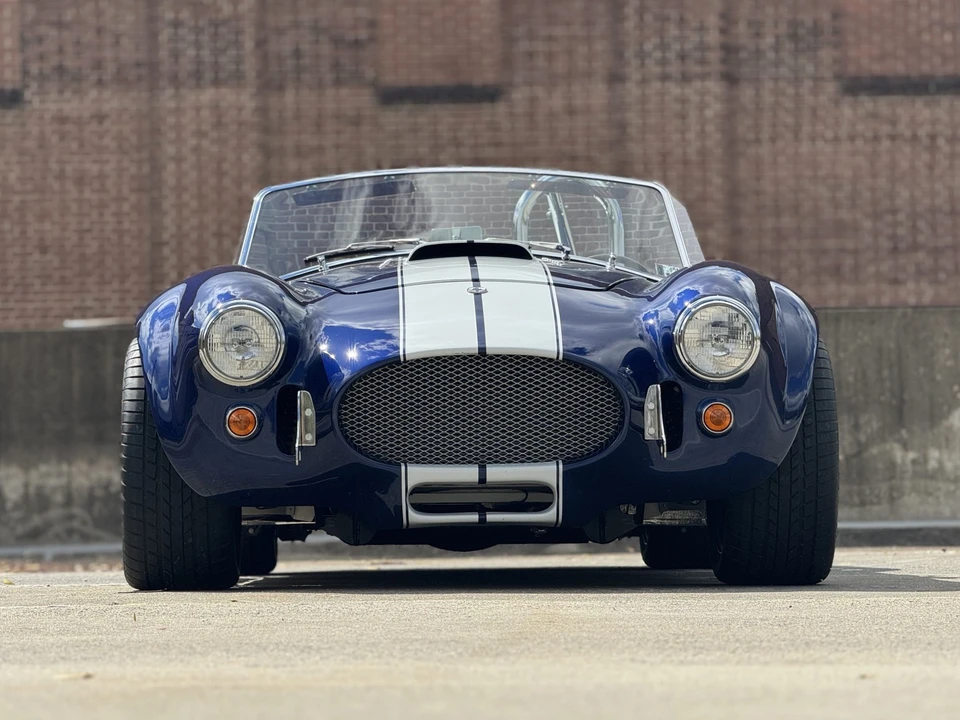 Shelby Cobra Replica - Image 14 of 31