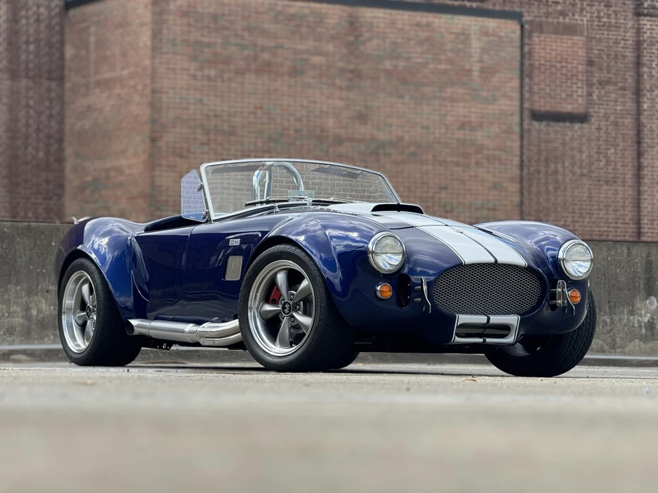 Shelby Cobra Replica - Image 19 of 31