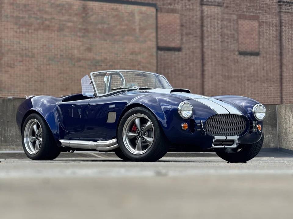 Shelby Cobra Replica - Image 20 of 31