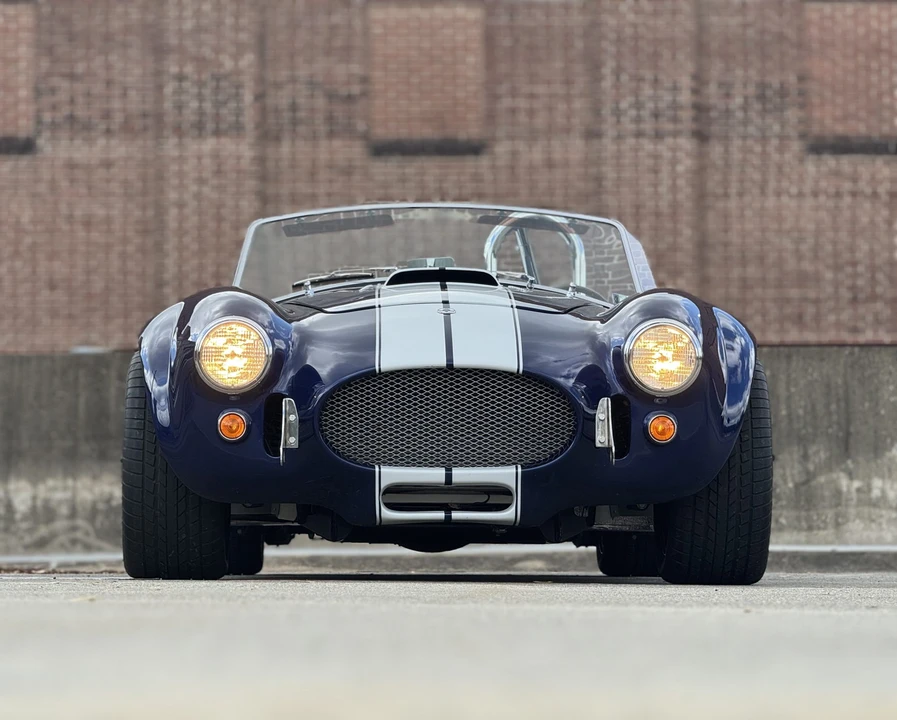 Shelby Cobra Replica - Image 13 of 31