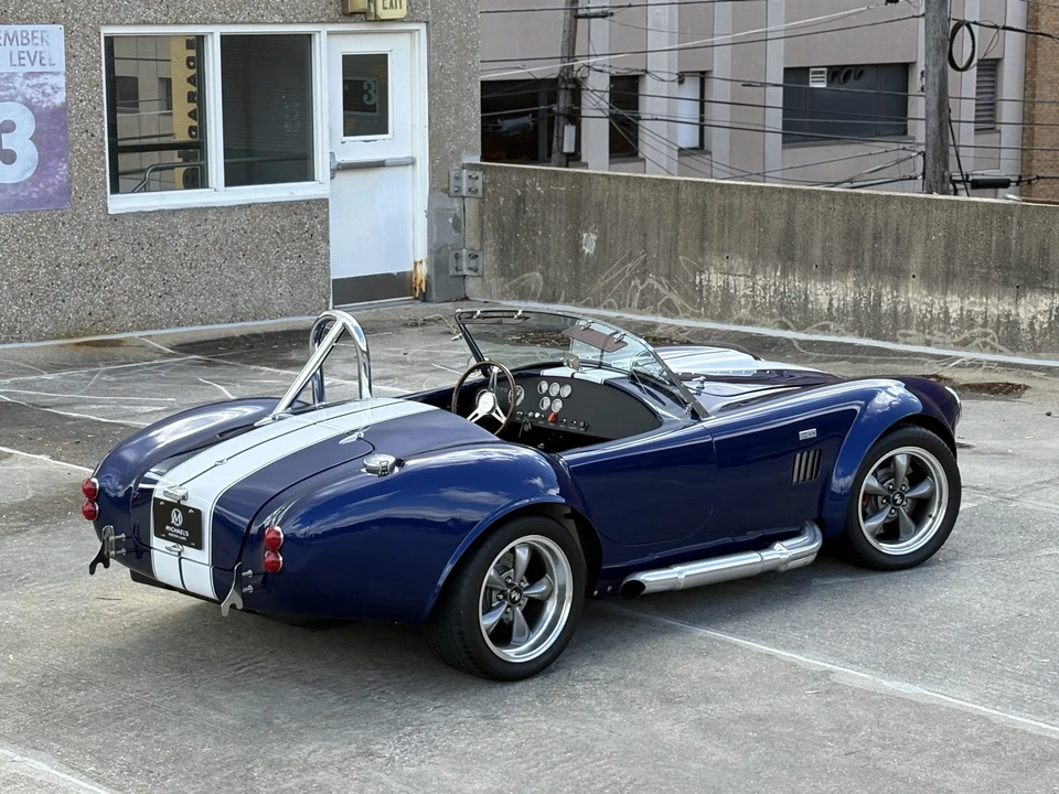 Shelby Cobra Replica - Image 25 of 31