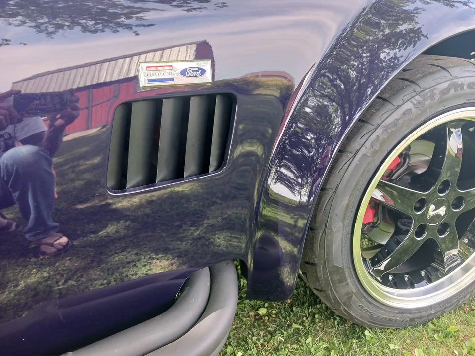Shelby Cobra Replica - Image 25 of 31