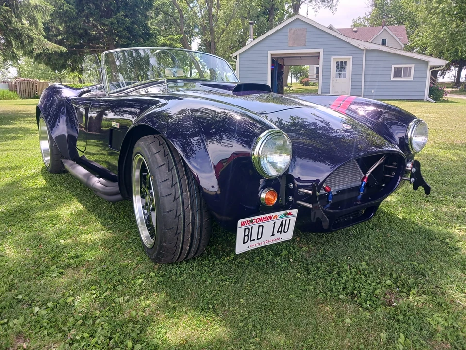 Shelby Cobra Replica - Image 2 of 31