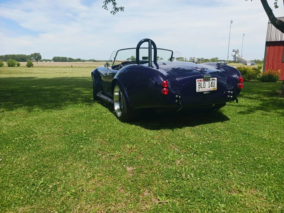 Shelby Cobra Replica - Image 8 of 31