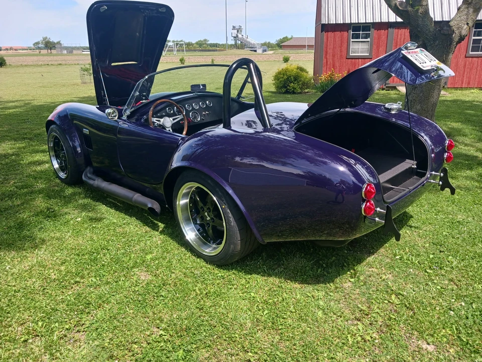 Shelby Cobra Replica - Image 16 of 31