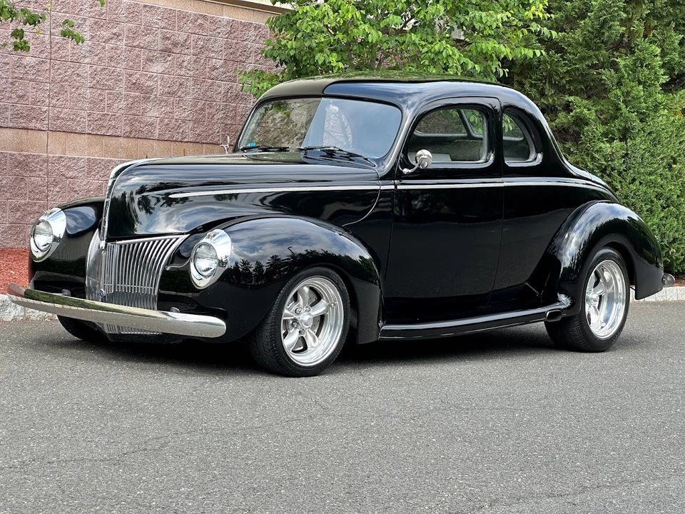 Ford Standard & Deluxe & Super Deluxe - Image 6 of 31