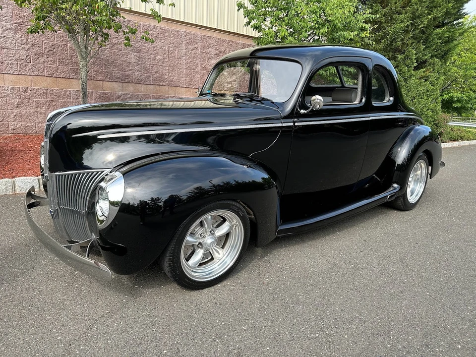 Ford Standard & Deluxe & Super Deluxe - Image 12 of 31