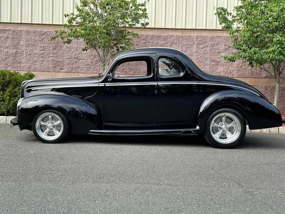 Ford Standard & Deluxe & Super Deluxe - Image 14 of 31