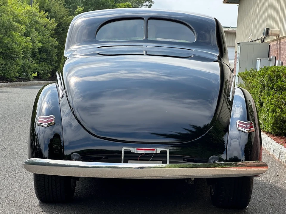 Ford Standard & Deluxe & Super Deluxe - Image 20 of 31