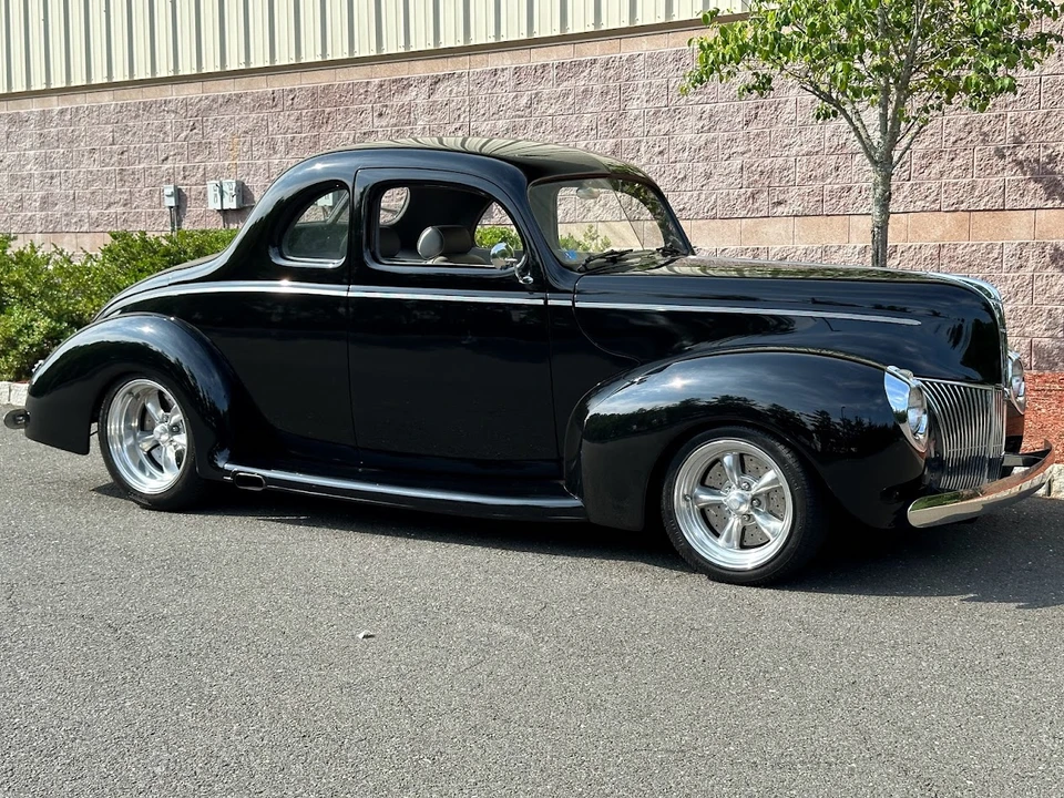 Ford Standard & Deluxe & Super Deluxe - Image 24 of 31