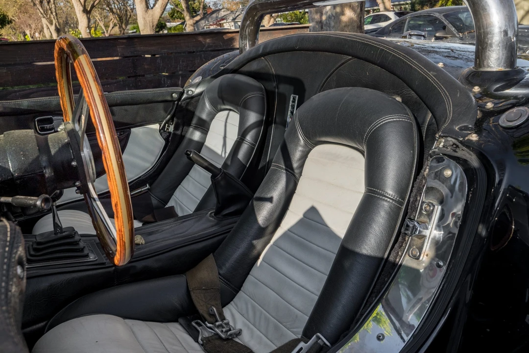 Shelby Cobra Replica - Image 29 of 31