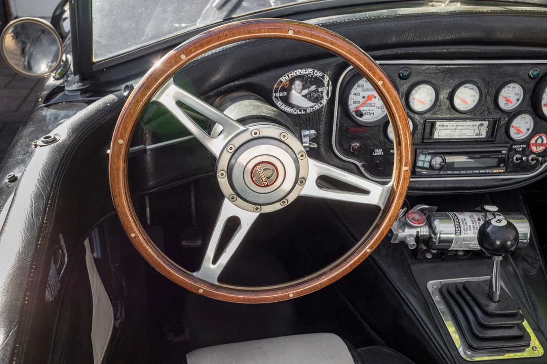 Shelby Cobra Replica - Image 31 of 31
