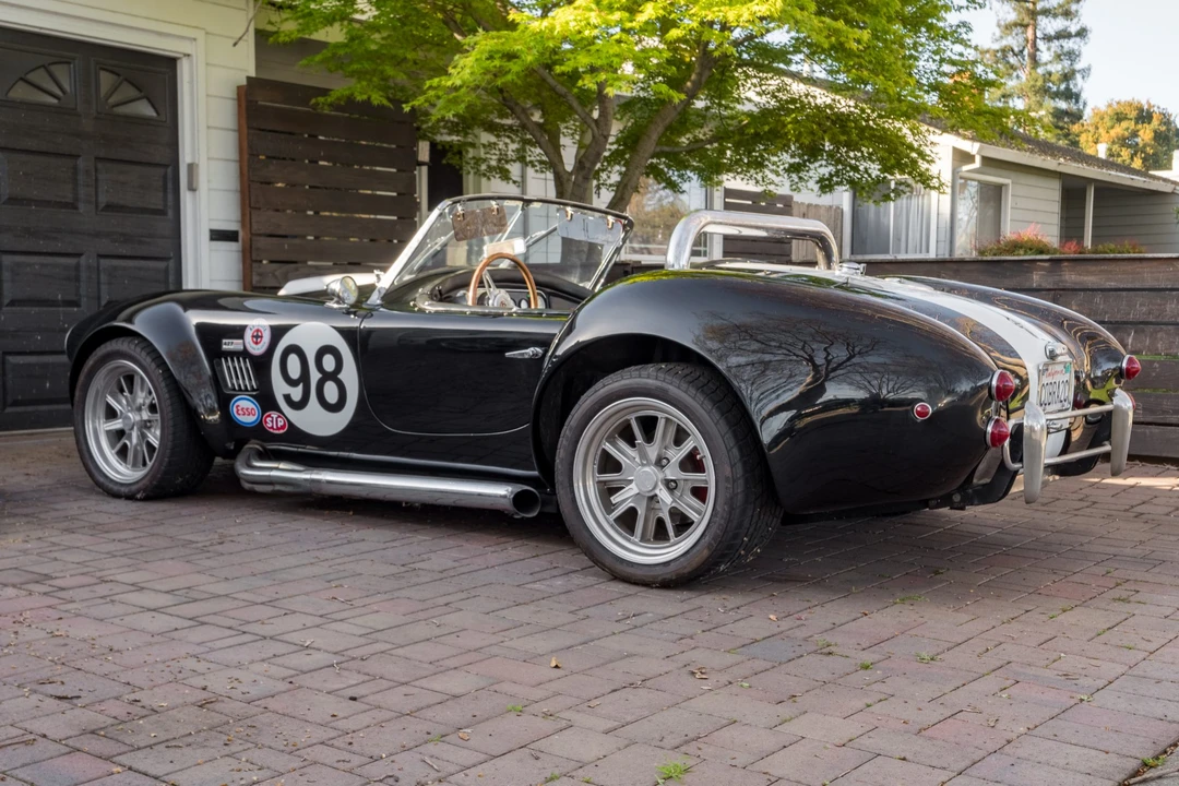 Shelby Cobra Replica - Image 6 of 31