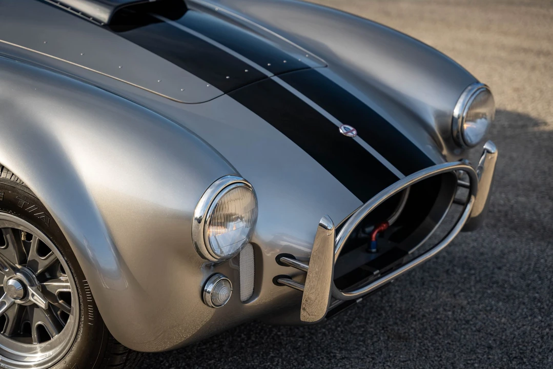 Shelby Cobra Replica - Image 18 of 31