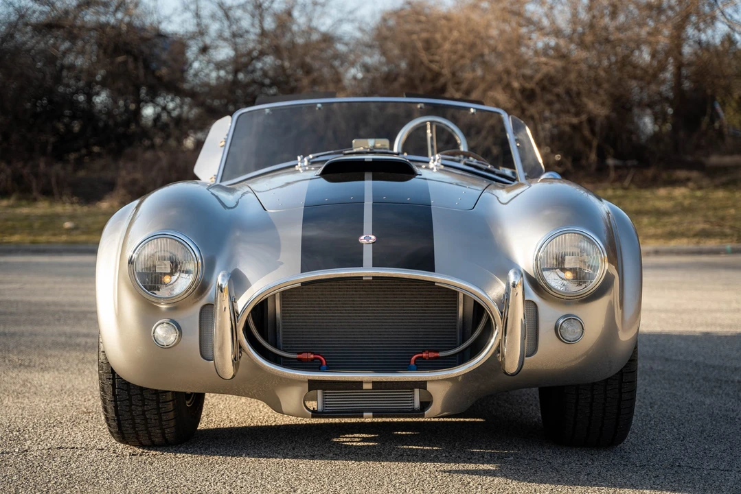 Shelby Cobra Replica - Image 6 of 31