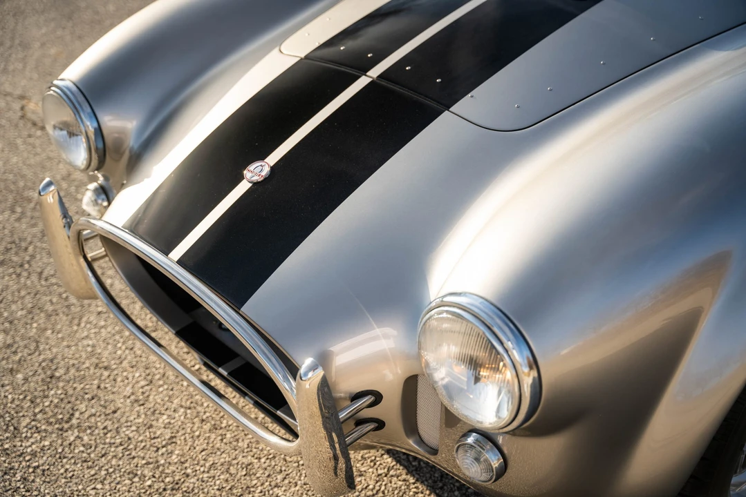 Shelby Cobra Replica - Image 25 of 31