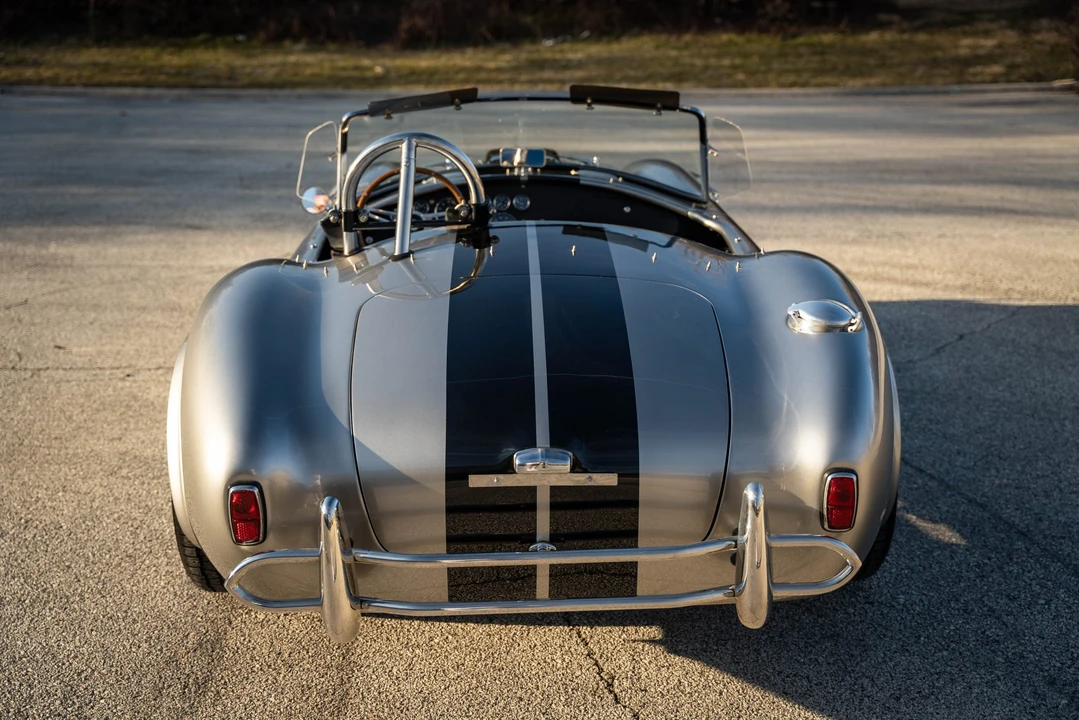 Shelby Cobra Replica - Image 12 of 31
