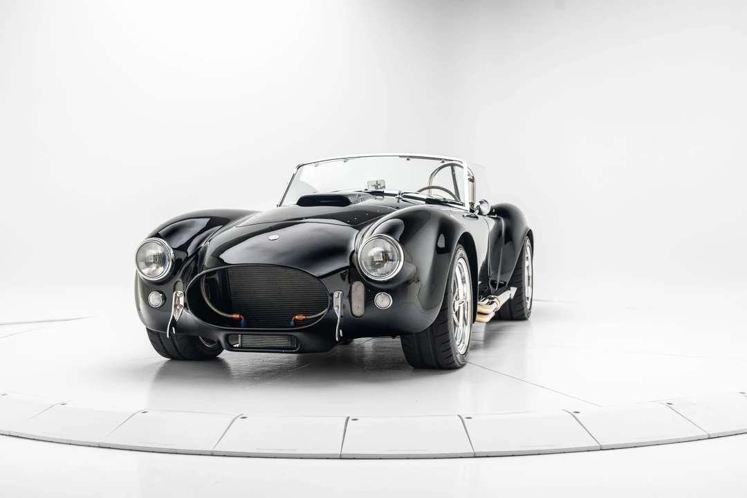 Shelby Cobra Replica - Image 2 of 31