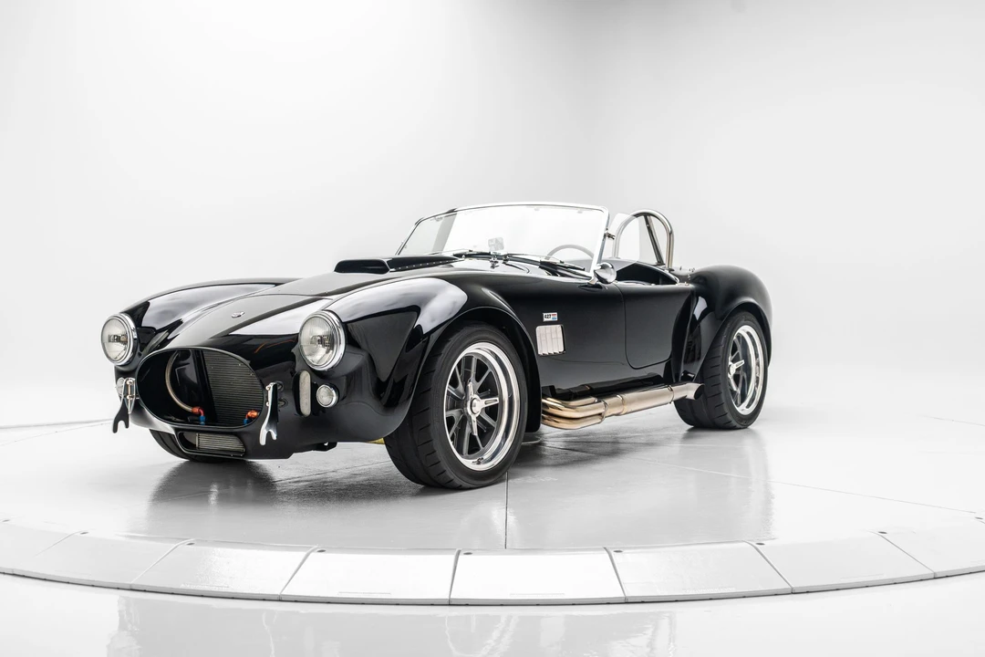 Shelby Cobra Replica - Image 7 of 31