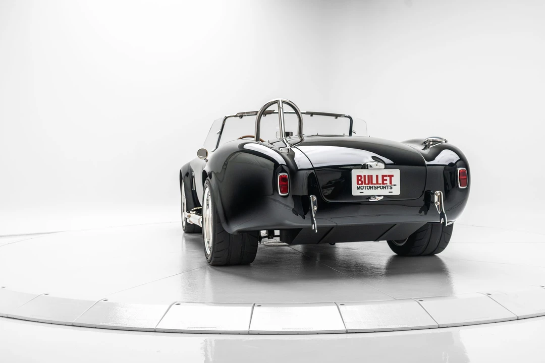 Shelby Cobra Replica - Image 14 of 31
