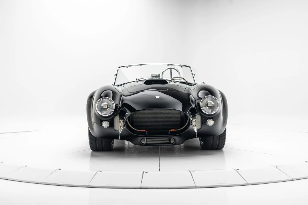 Shelby Cobra Replica - Image 27 of 31
