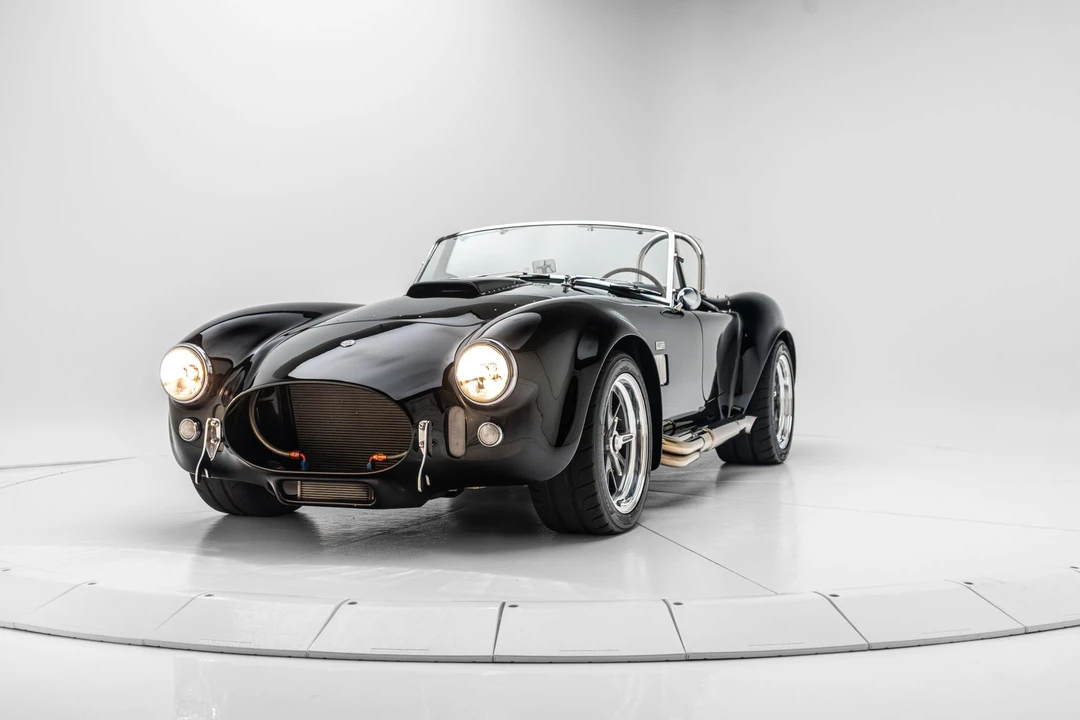 Shelby Cobra Replica - Image 5 of 31