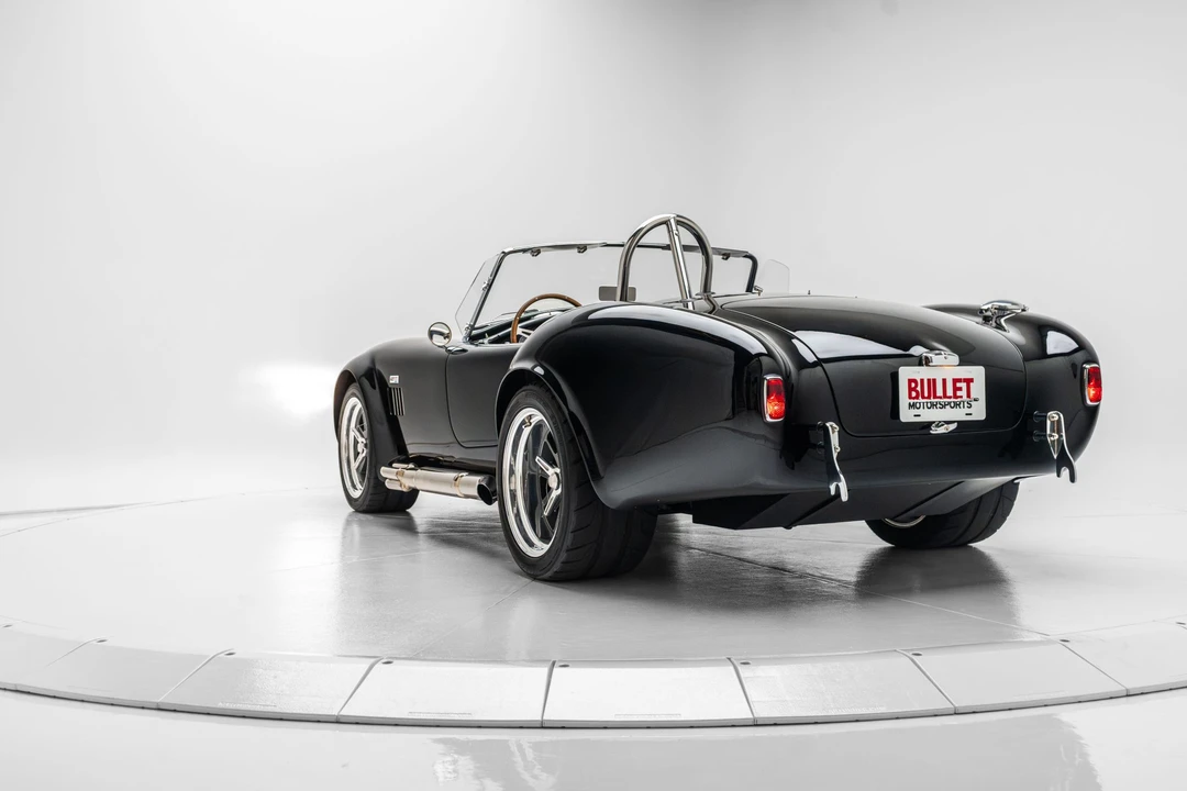 Shelby Cobra Replica - Image 12 of 31