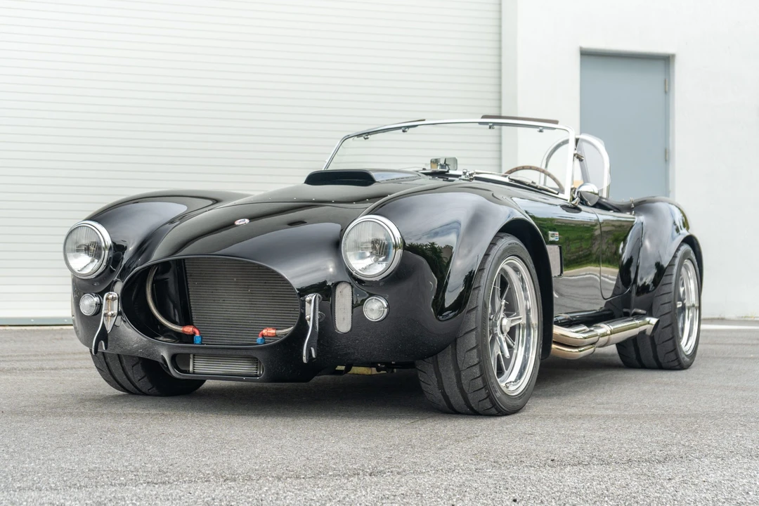 Shelby Cobra Replica - Image 30 of 31