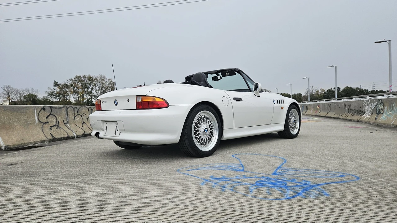 1997 BMW Z3 Roadster - Image 10 of 31