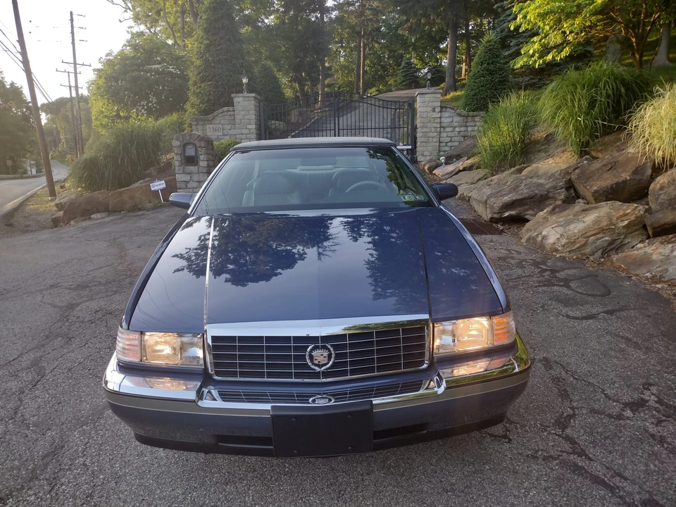 1994 Cadillac Eldorado 12th Gen - Image 5 of 31