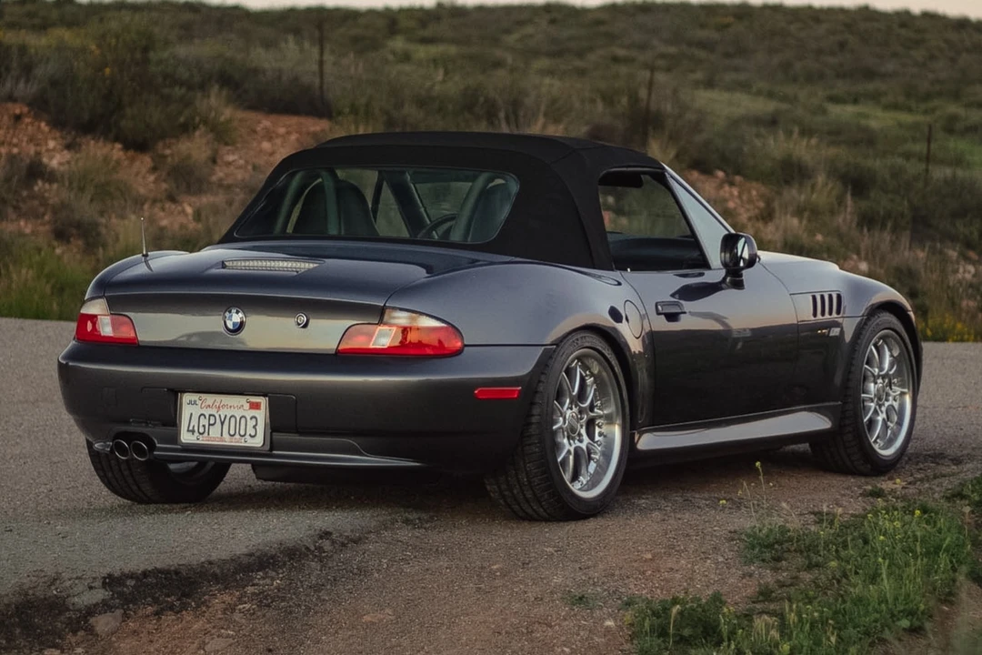 2000 BMW Z3 Roadster - Image 2 of 10