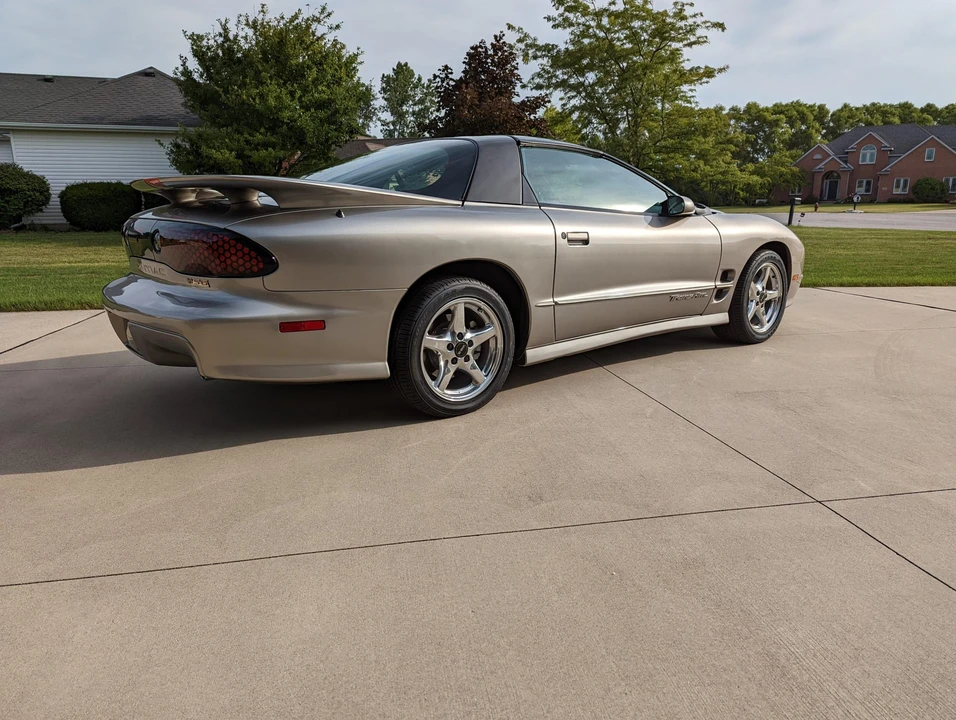 2001 Pontiac Firebird Trans Am 4th Gen - Image 9 of 31