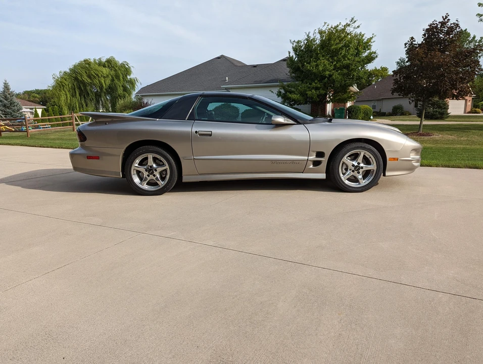 2001 Pontiac Firebird Trans Am 4th Gen - Image 7 of 31