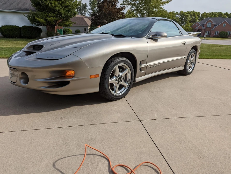 2001 Pontiac Firebird Trans Am 4th Gen - Image 2 of 31